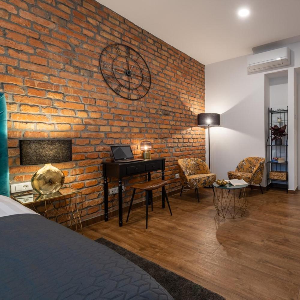 Brickwall Apartments Zagreb Zimmer foto